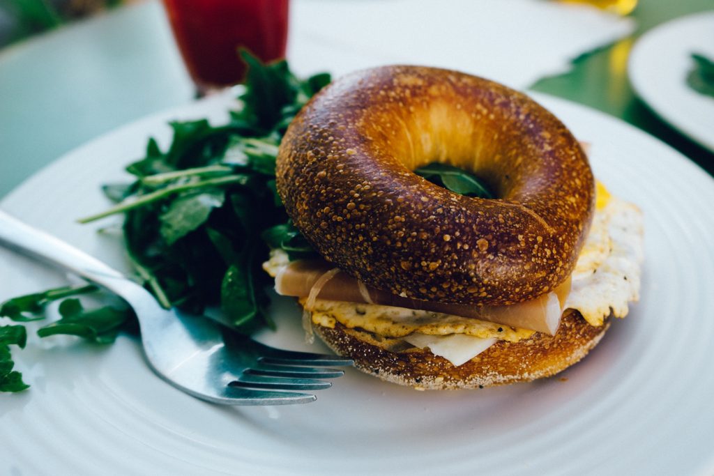 Bagel breakfast sandwich with egg. Simple suppers.